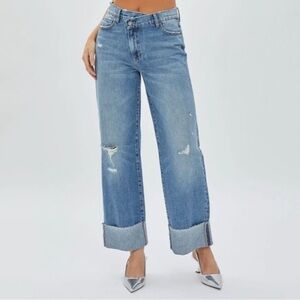 Hidden Jeans with Crossover Waist